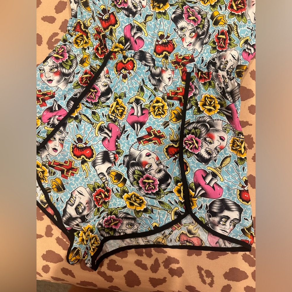 Iron Fist star crossed romper ( size small ) - Picture 4 of 17